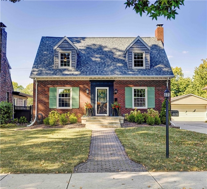 408 Wabash Ave, Mattoon, IL 61938 - photo 1