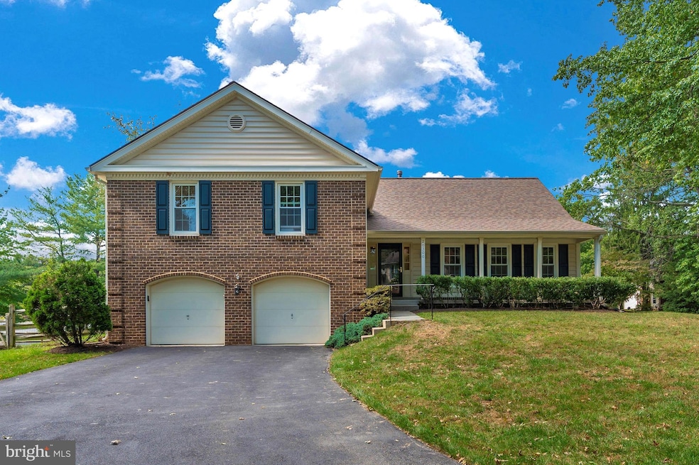 20300 Canby Ct, Montgomery Village, MD 20886 - photo 1