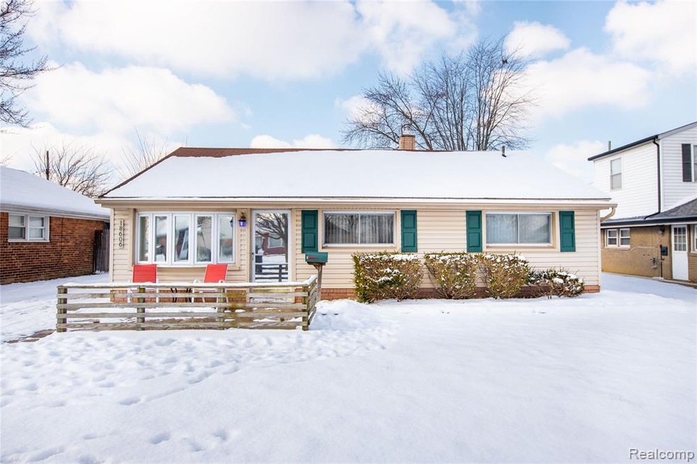 18606 Hinton, Riverview (1 of 21).jpg