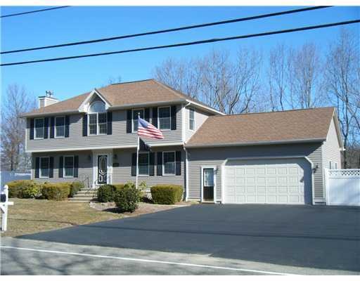 430 New River Rd, Manville, RI 02838 - photo 1