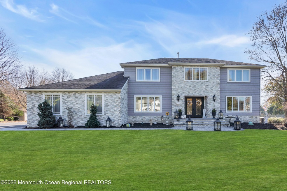 5 Shadow Ln, Holmdel, NJ 07733 - photo 1