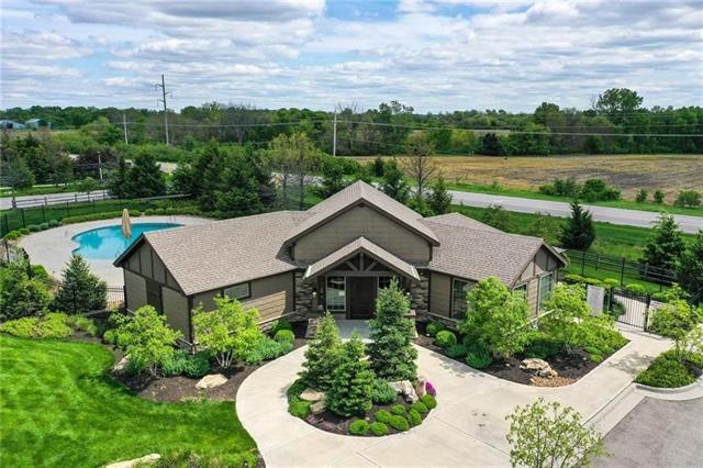 17229 W 197th St, Spring Hill, KS 66083 - photo 1