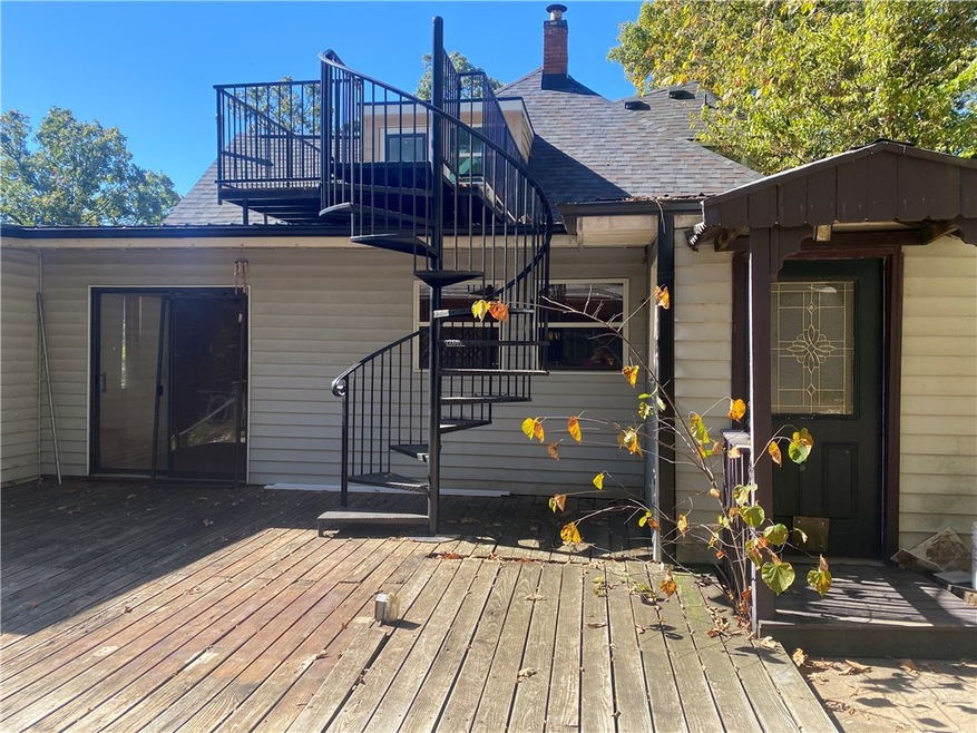 418 E Huntsville Rd, Fayetteville, AR 72701 - photo 1