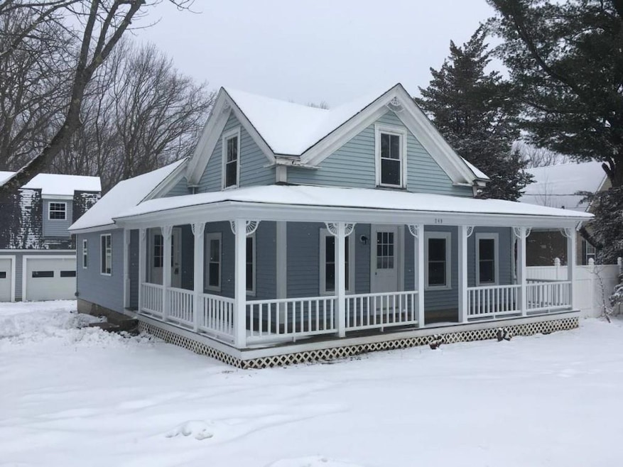 249 Sanford Rd, Wells, ME 04090 - photo 1