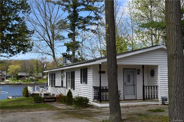 3828 S Lake Drive Beaverton Mi 48612 Rd, Billings Township, MI 48612 - photo 1