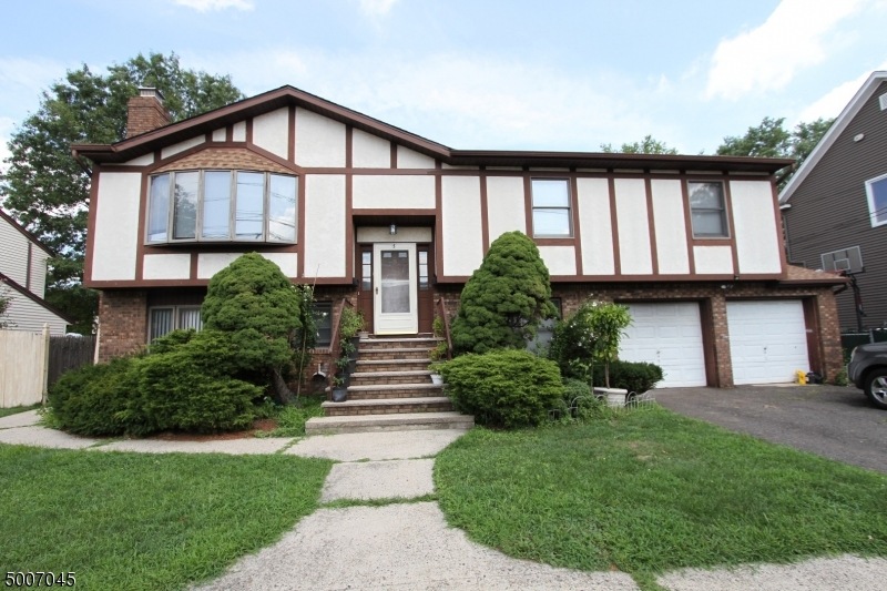 5 Leliarts Ln, Elmwood Park, NJ 07407 - photo 1