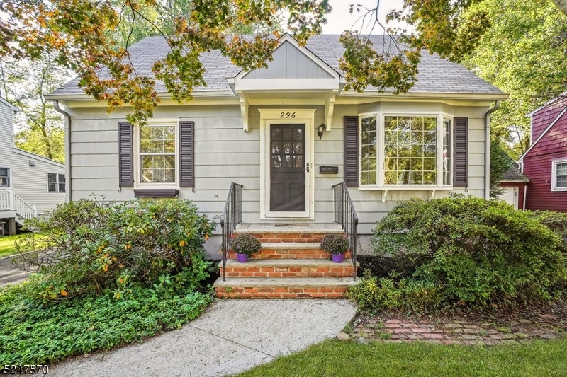 296 Elkwood Ave, New Providence, NJ 07974 - photo 1