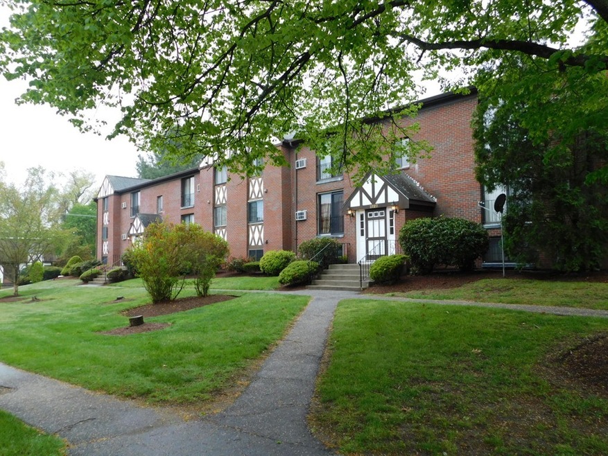 1227 Lawrence St unit 102, Lowell, MA 01852 - photo 1