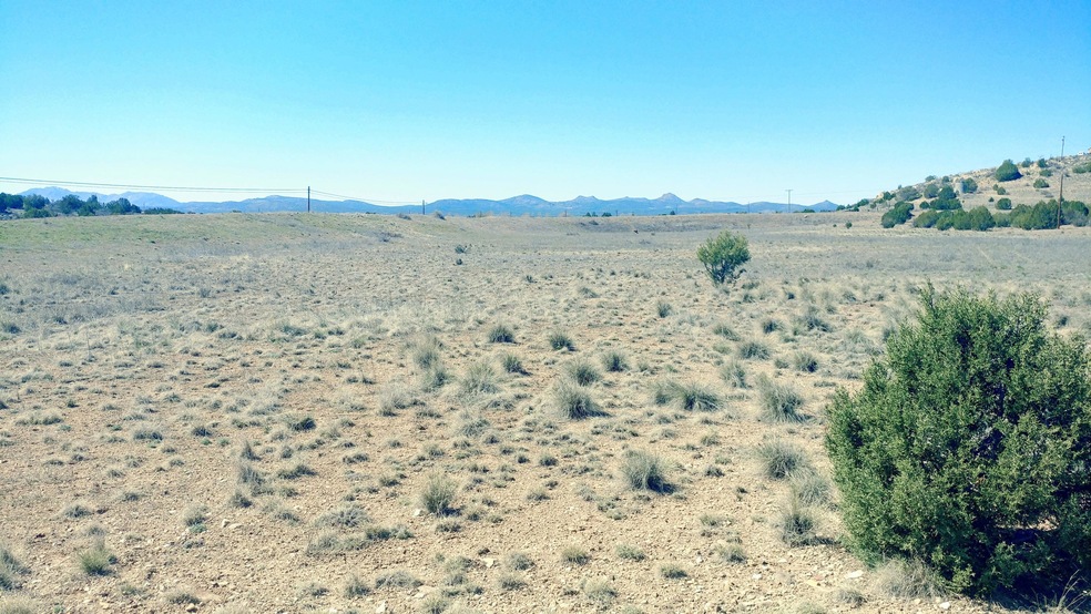 0 W Prescott Ranch Rd unit 1019858, Paulden, AZ 86334 - photo 1