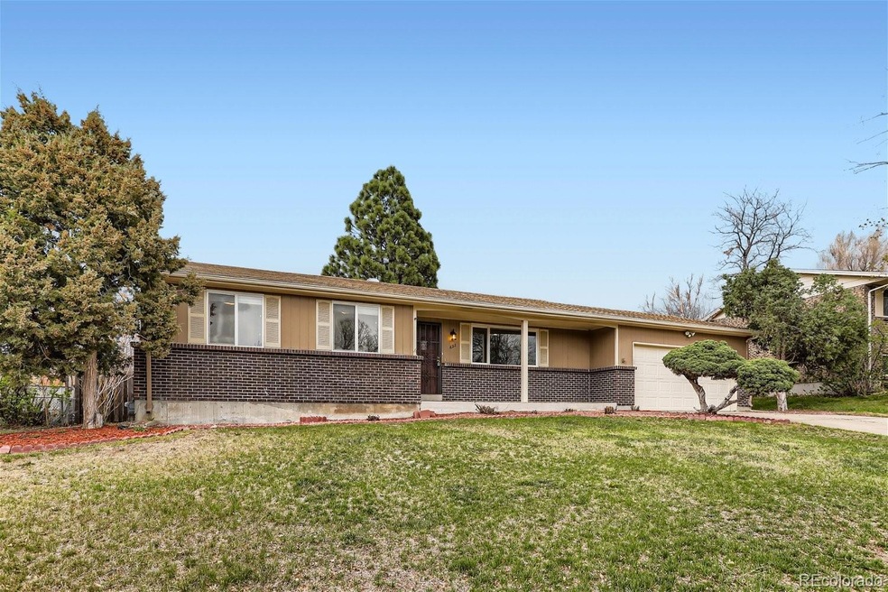 622 S Paris St, Aurora, CO 80012 - photo 1