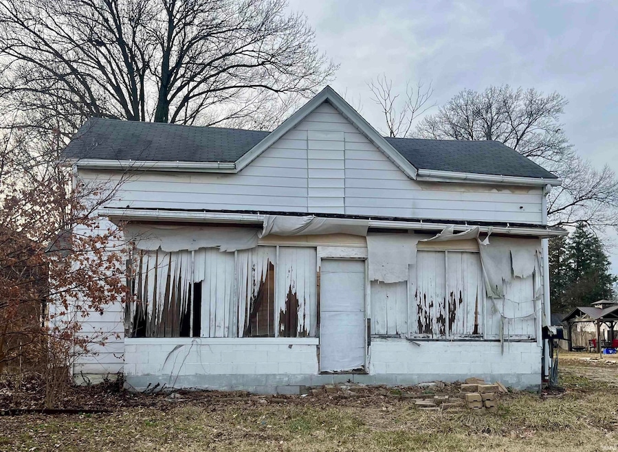 414 N 3rd St, Boonville, IN 47601 - photo 1