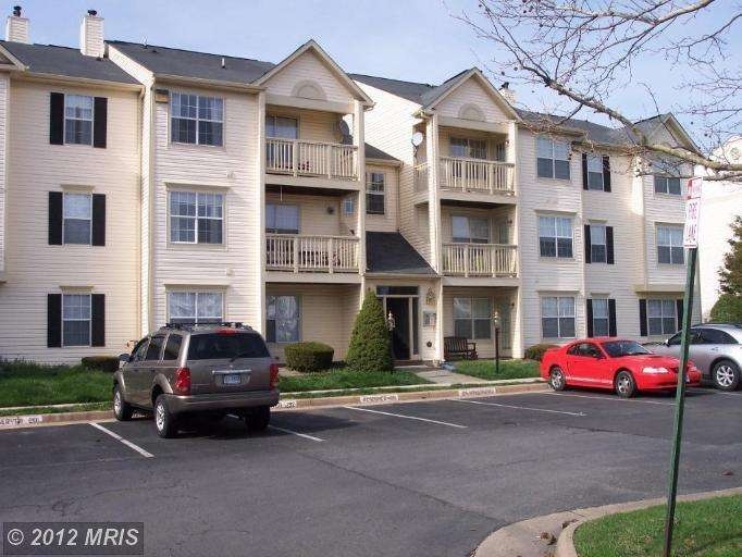 11006 Koman Cir unit 187, Manassas, VA 20109 - photo 1