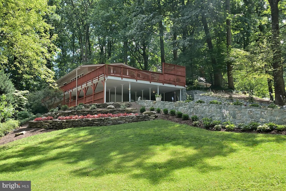 6365 Burton Cir, Falls Church, VA 22041 - photo 1