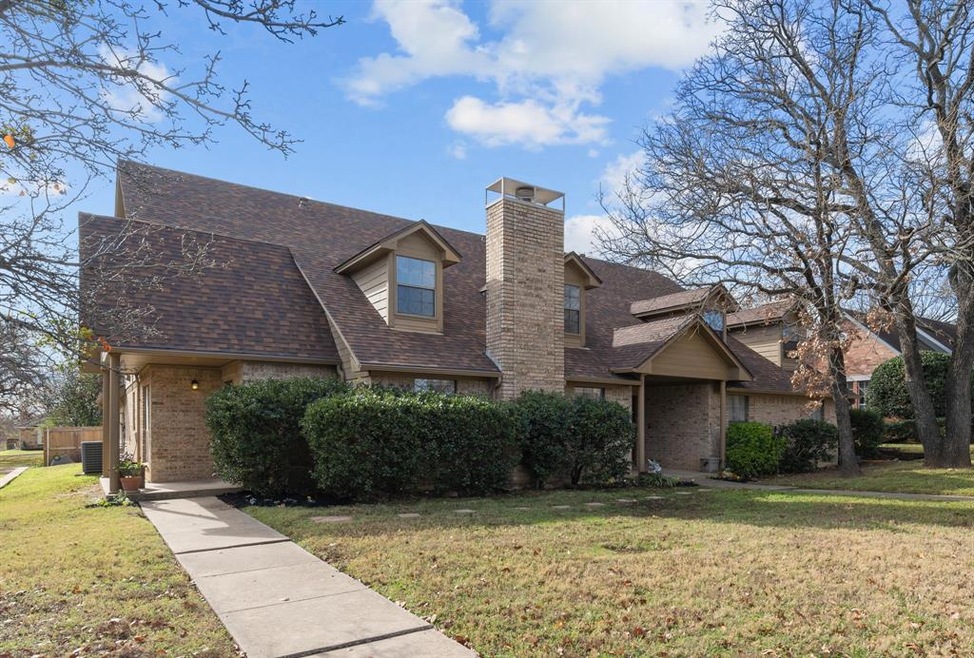 1144 Oakhurst St, Denton, TX 76210 - photo 1