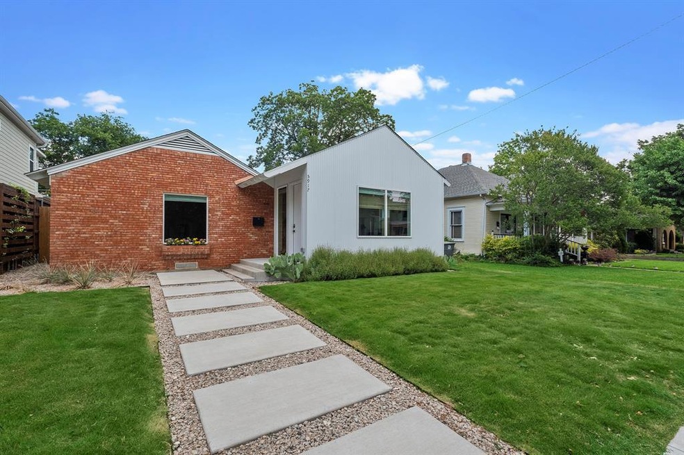 5917 Vickery Blvd, Dallas, TX 75206 - photo 1