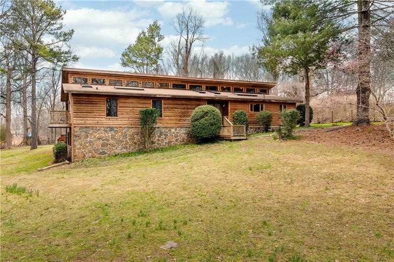 1780 Thomas Dr, Hoschton, GA 30548 - photo 1