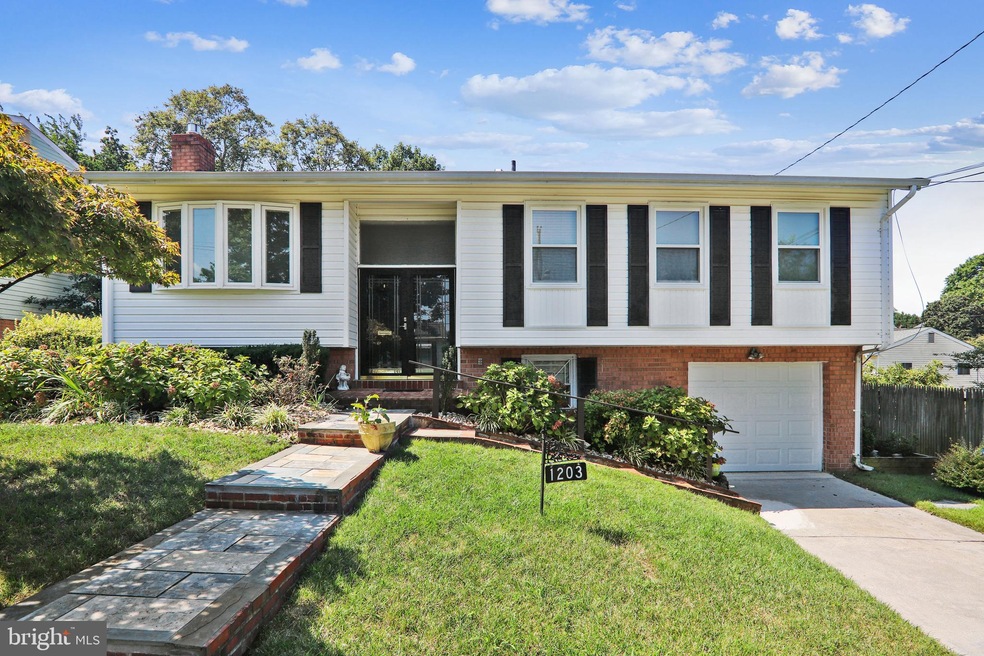 1203 Raydale Ct, Hyattsville, MD 20783 - photo 1