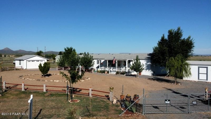 22450 N Docs Rd, Paulden, AZ 86334 - photo 1