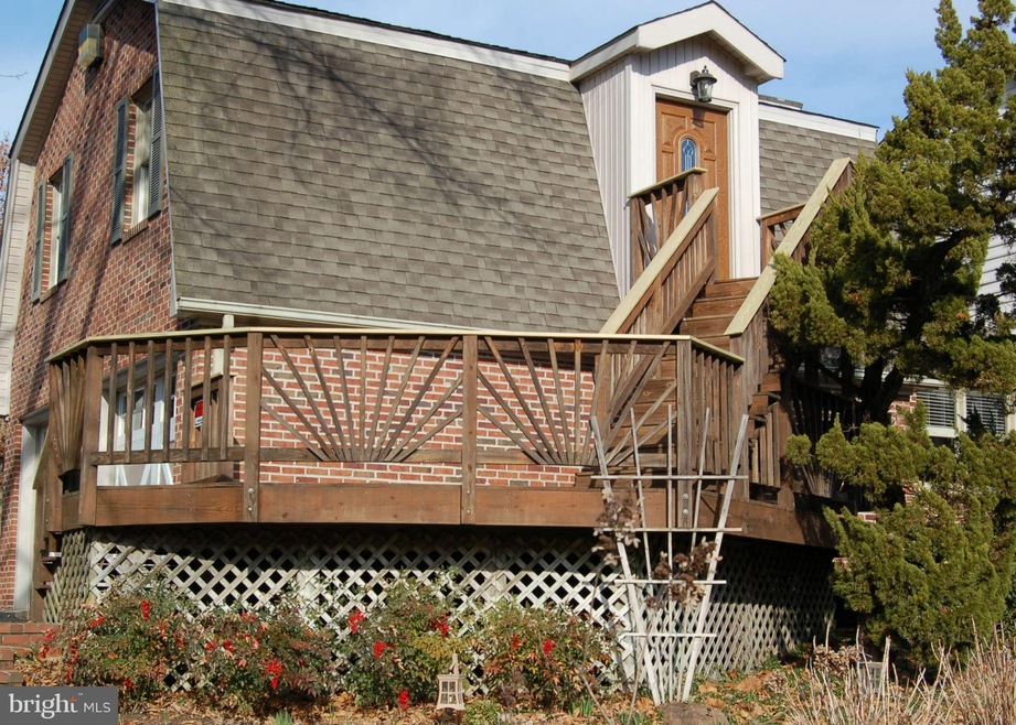 20200 Gleedsville Rd, Leesburg, VA 20175 - photo 1