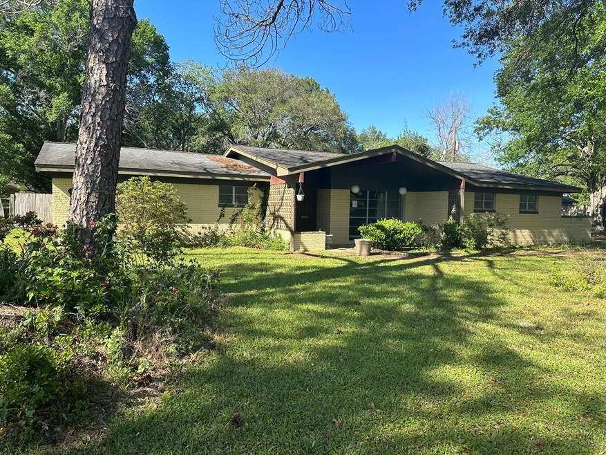 4317 Doris St, Bay City, TX 77414 - photo 1