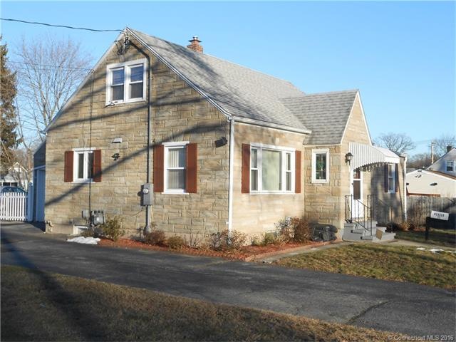 11 E Kensington Place, Bridgeport, CT 06610 - photo 1