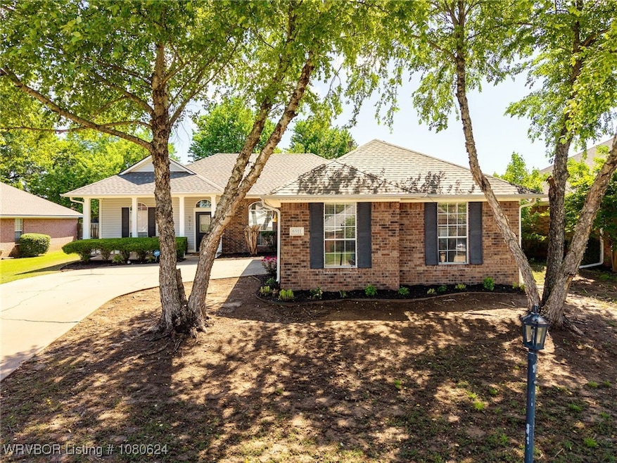 Sold $284,000