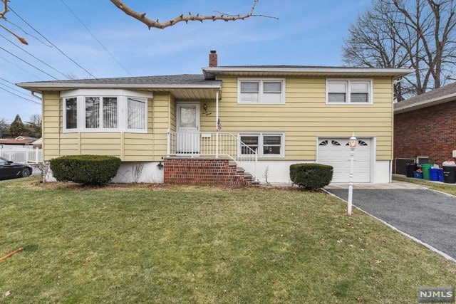 715 Lewandowski St, Lyndhurst, NJ 07071 - photo 1