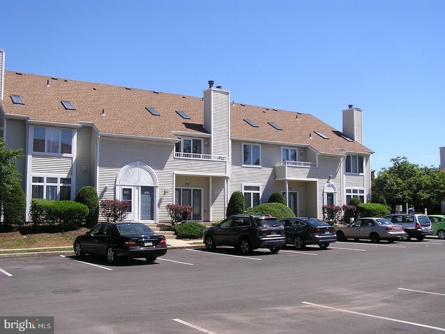 1402 Naomis Ct, North Wales, PA 19454 - photo 1