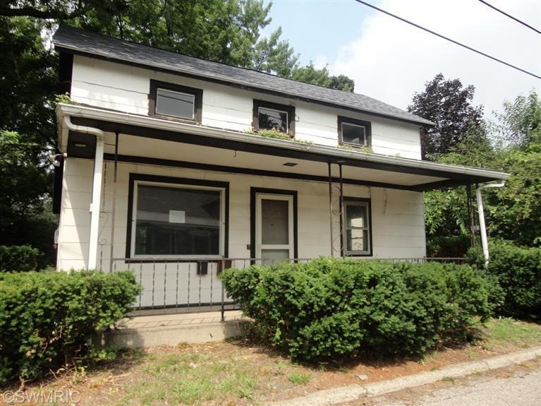 1514 N 11th St, Niles, MI 49120 - photo 1