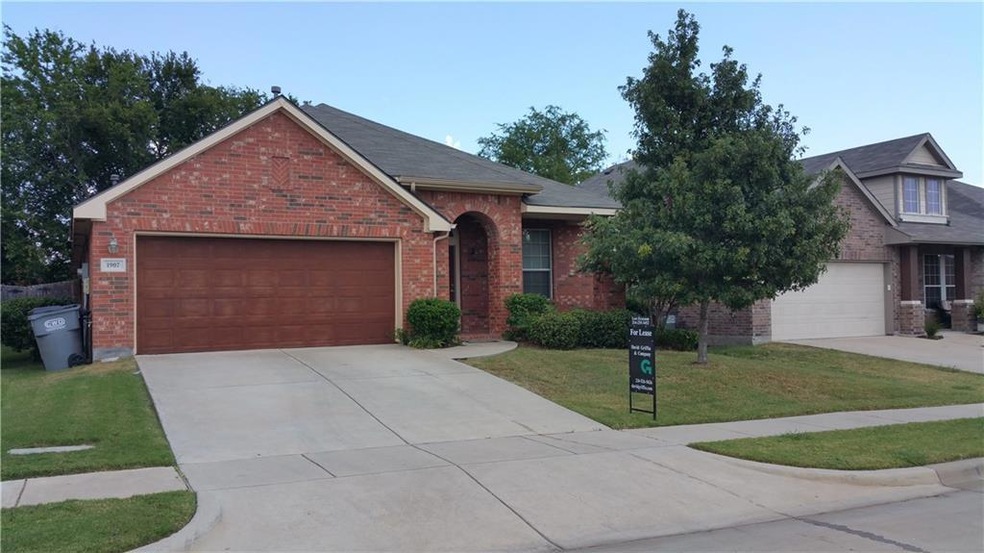1907 Highland Oaks Dr, Wylie, TX 75098 - photo 1
