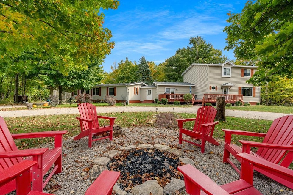 10228 Settlement Ln, Sister Bay, WI 54234 - photo 1