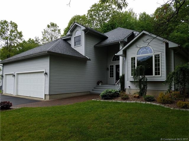 11 Spring Rock Rd, East Lyme, CT 06333 - photo 1