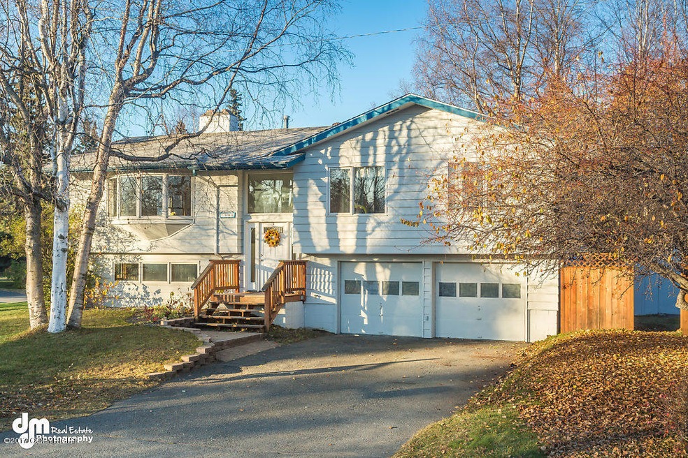 Exterior_DMD_6599-SMALL