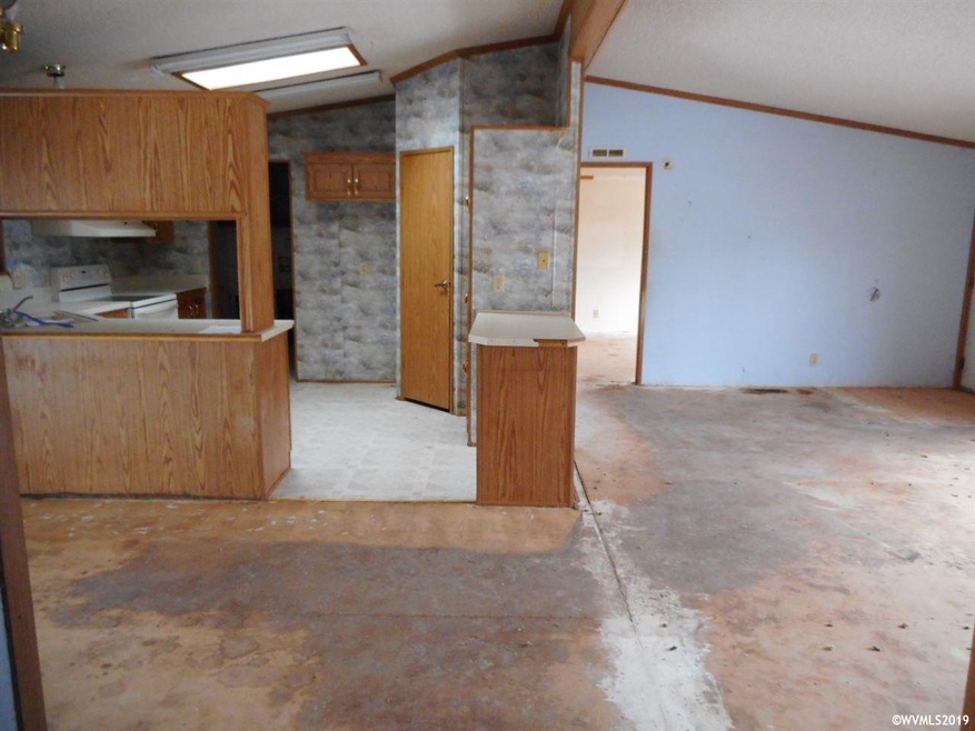 5192 10th St SE, Salem, OR 97306 - photo 1