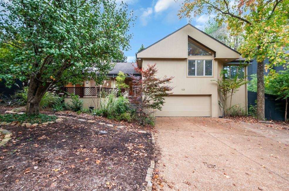 525 Harpeth Trace Dr, Nashville, TN 37221 - photo 1