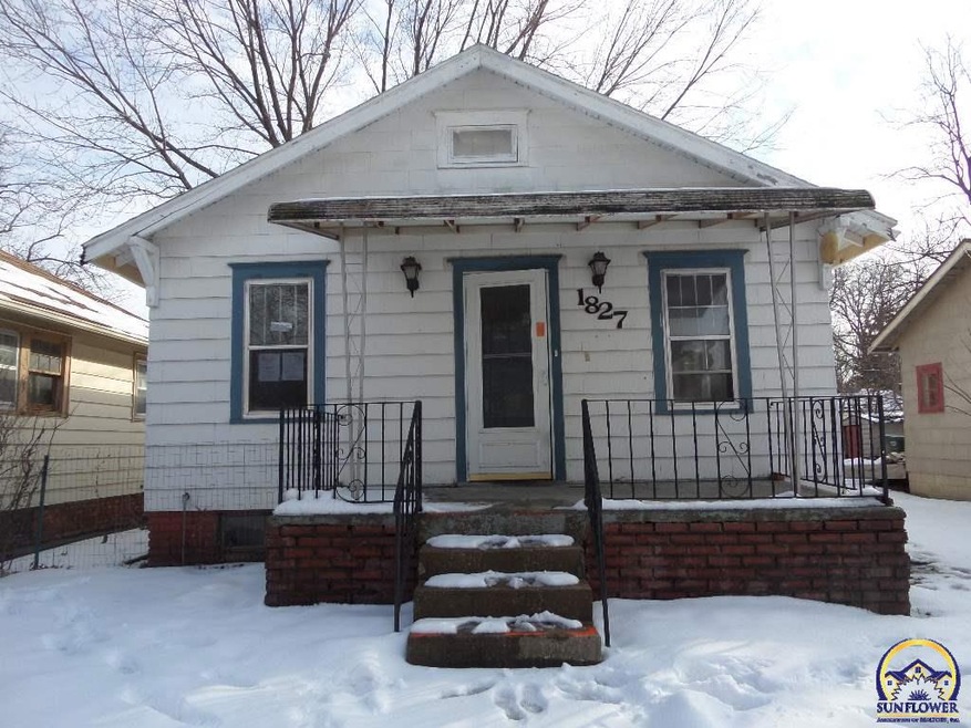 1827 SW Cherokee St, Topeka, KS 66606 - photo 1