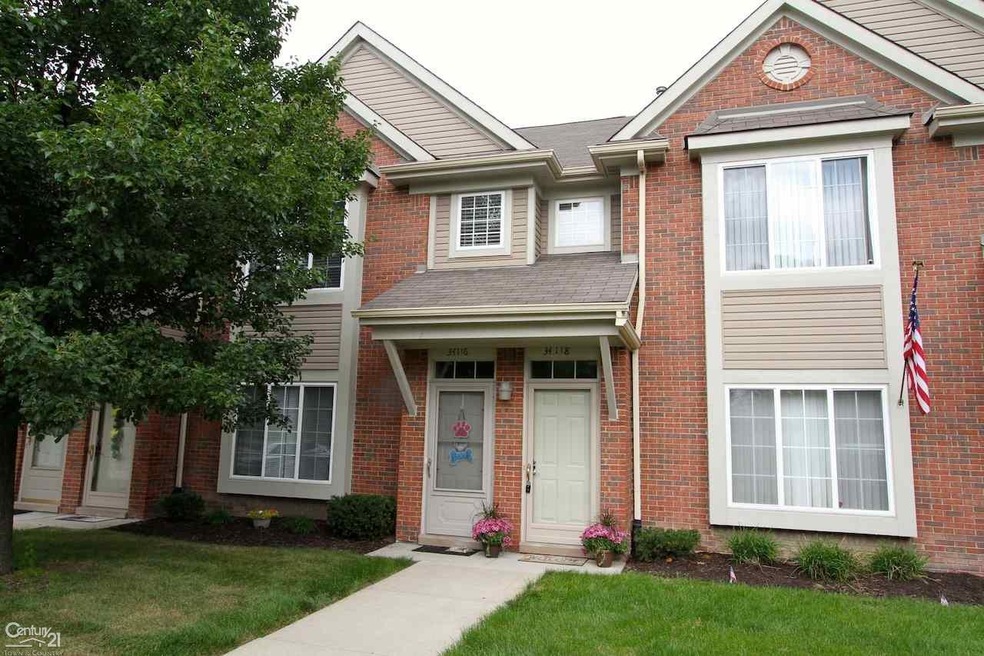 34118 Utica Rd unit 38, Fraser, MI 48026 - photo 1