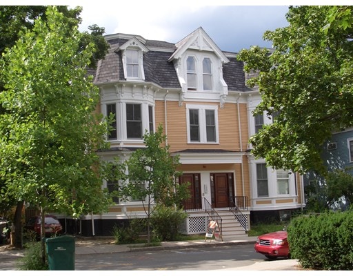 65 Inman St unit B4, Cambridge, MA 02139 - photo 1