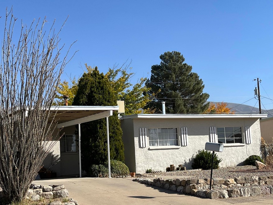 2404 Princeton Ave, Alamogordo, NM 88310 - photo 1
