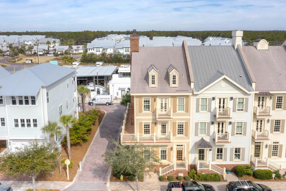 29 Pleasant - Corner Townhome