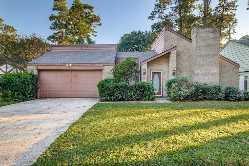 11711 Stillwater Dr, Houston, TX 77070 - photo 1