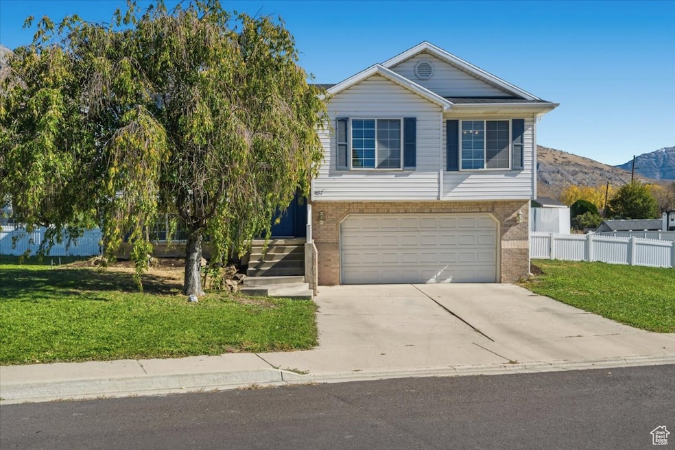 1152 N 200 W, Pleasant Grove, UT 84062 - photo 1