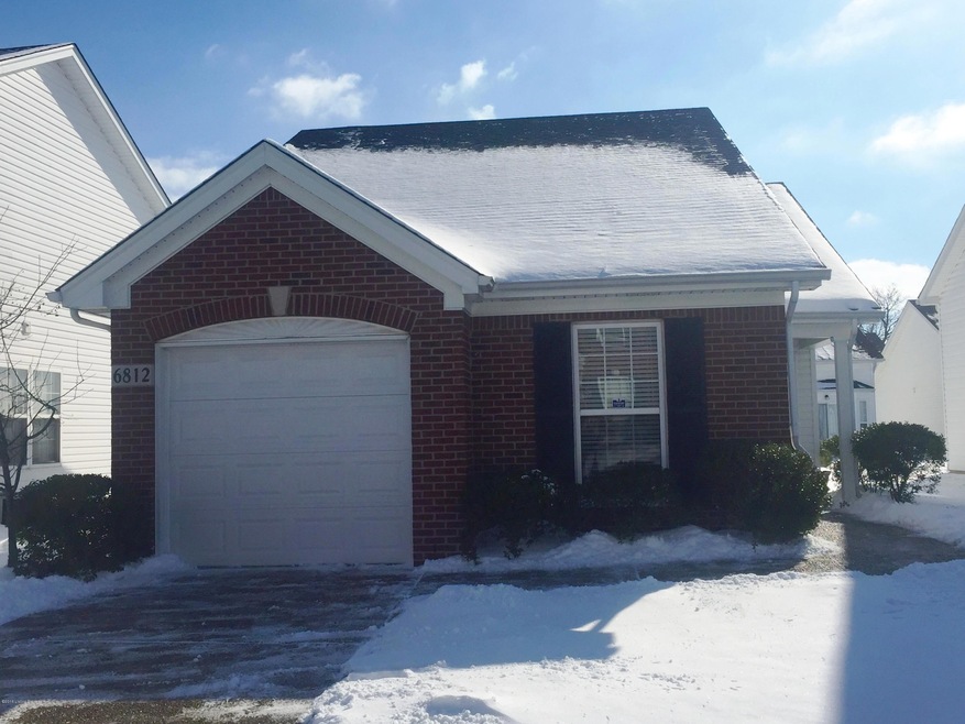 6812 Arbor Creek Dr, Louisville, KY 40228 - photo 1