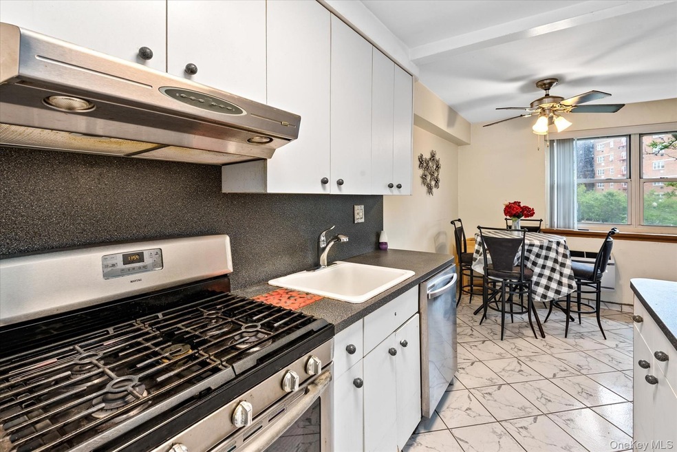 151-25 88th St unit 1D, Howard Beach, NY 11414 - photo 1