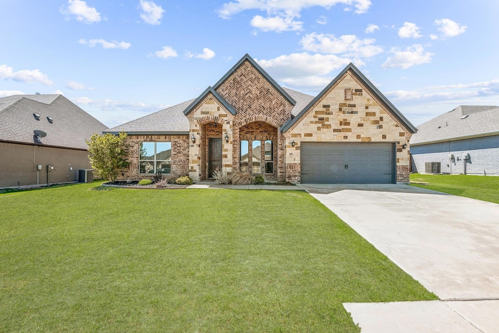 217 Bayless Ave, Godley, TX 76044 - photo 1