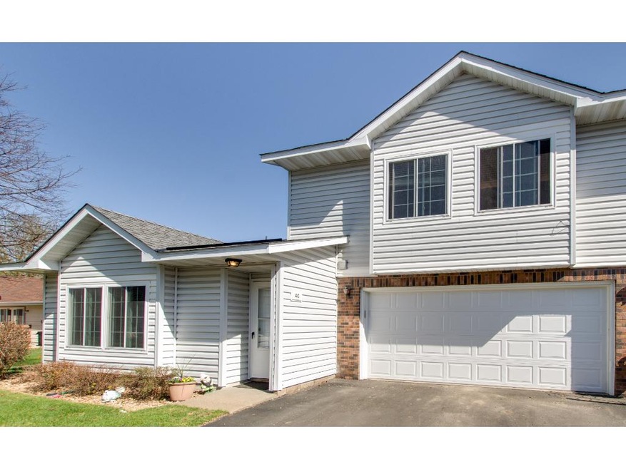 End unit town home in quaint development