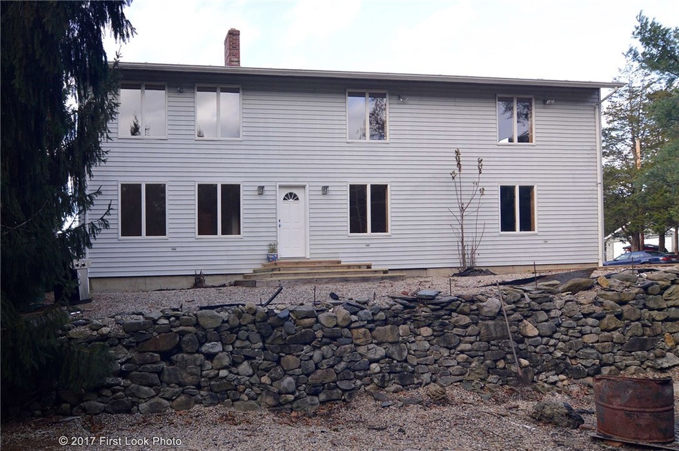 11 Helm St, Jamestown, RI 02835 - photo 1