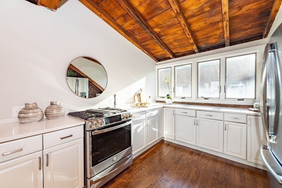 57 Fulton St unit 10, Boston, MA 02109 - photo 1