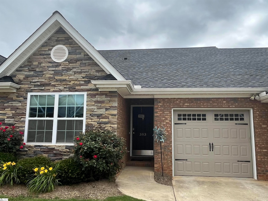 383 Amelia Springs Ln, Moore, SC 29369 - photo 1