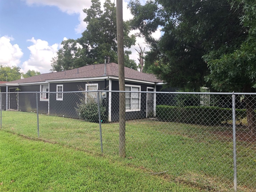 6801 Sidney St, Houston, TX 77021 - photo 1